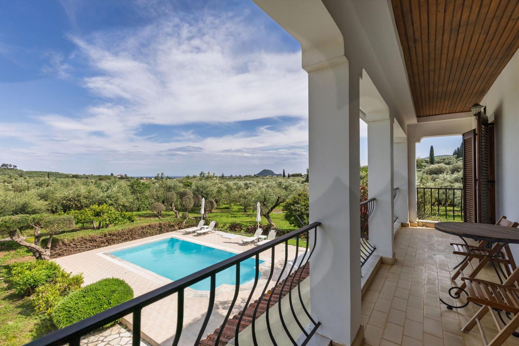 Villa Lola - 3 Bedrooms & Private Pool Lithakia  Luaran gambar
