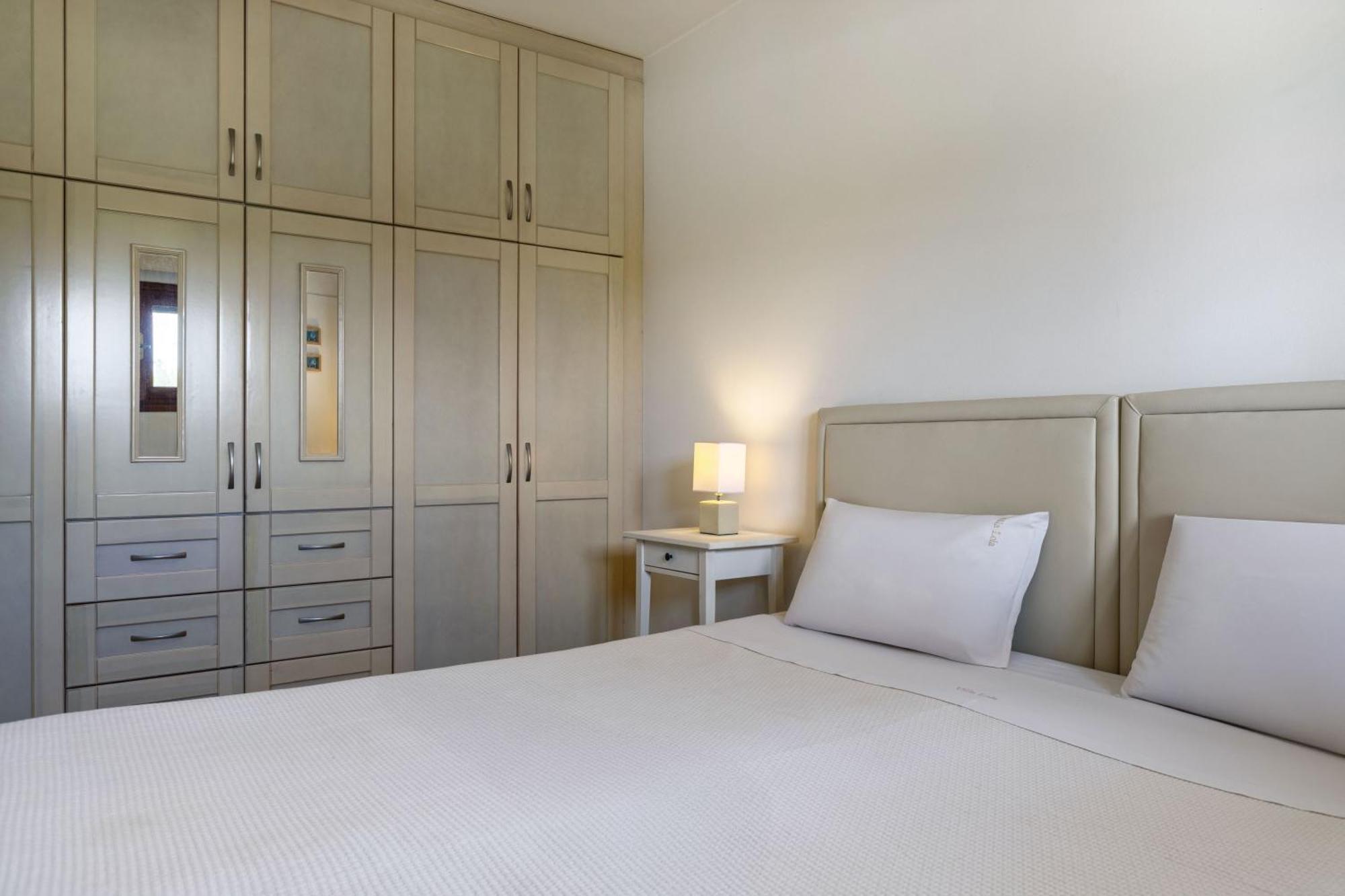 Villa Lola - 3 Bedrooms & Private Pool Lithakia  Luaran gambar