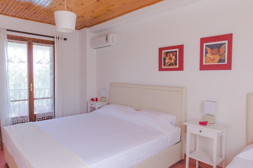 Villa Lola - 3 Bedrooms & Private Pool Lithakia  Luaran gambar