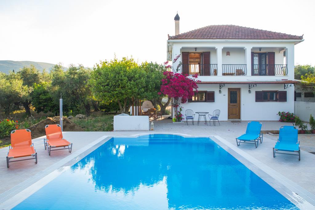 Villa Lola - 3 Bedrooms & Private Pool Lithakia  Luaran gambar